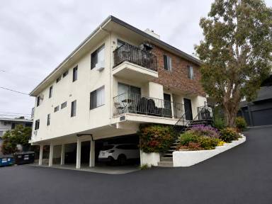Main picture of 3434 S Centinela Ave