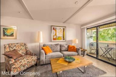 Main picture of 2820 N Arcadia Ct