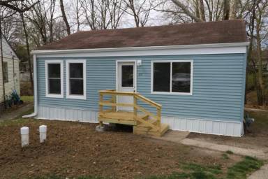 Main picture of 111 Belmont Ct