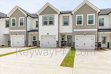 Main picture of 222 Linsmore Ln