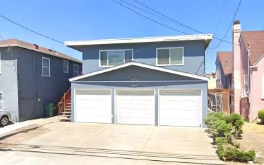 Main picture of 2015 82nd Ave