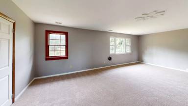 Main picture of 3097 Woodland Rd