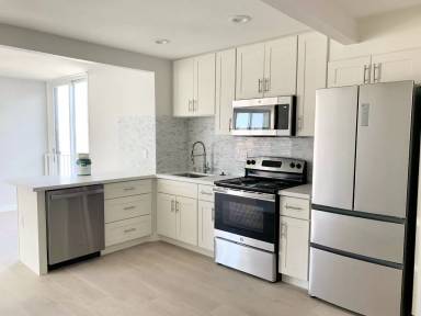 Main picture of 230 Wayne Ave