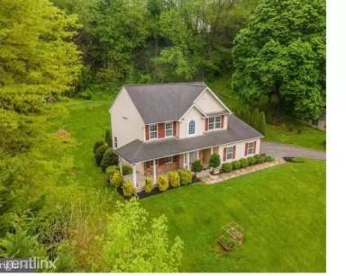 Main picture of 420 Woodbine Rd