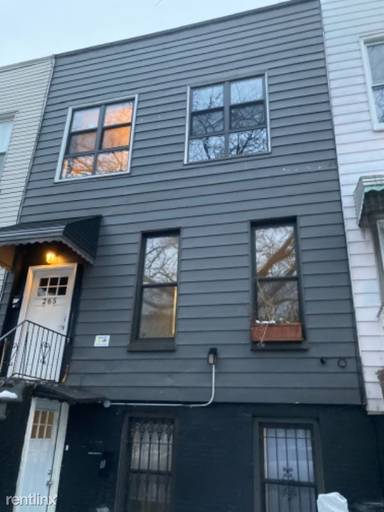 Main picture of 265 Woodbine St