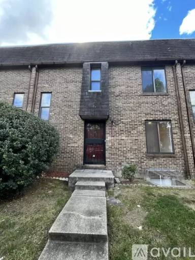 Main picture of 1327 I St NE