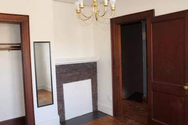 Main picture of 25 Delaware Ave