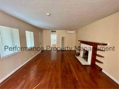 Main picture of 3141 Linden Ave
