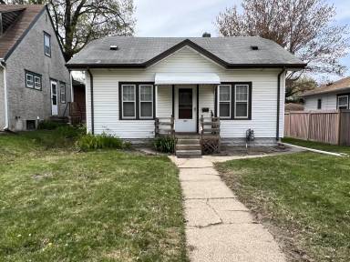 Main picture of 3627 Vincent Ave N