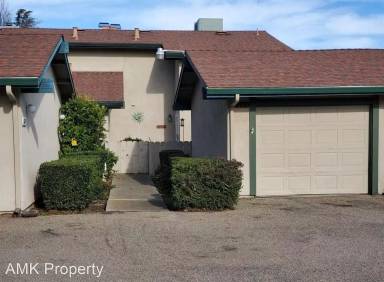Main picture of 3243 De Ovan Ave