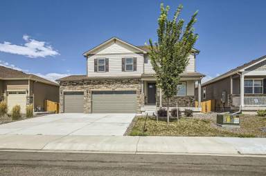 Main picture of 2105 Gelbvieh St