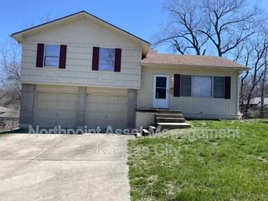 Main picture of 11213 Myrtle Ave