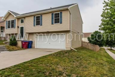 Main picture of 14452 Knudsen St