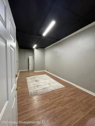 Main picture of 156 N Water Ave