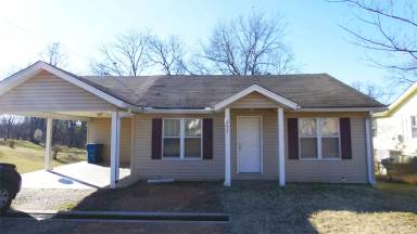 Main picture of 257 W Main St