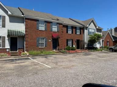 Main picture of 8037 Creekwood Cir E