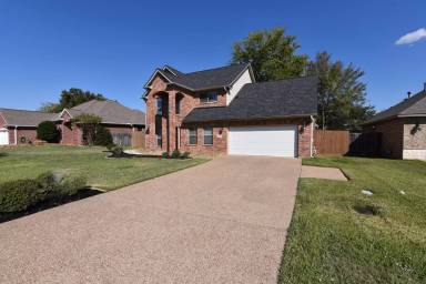 Main picture of 3715 Bridle Ct