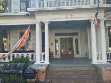 Main picture of 2806 Nueces St