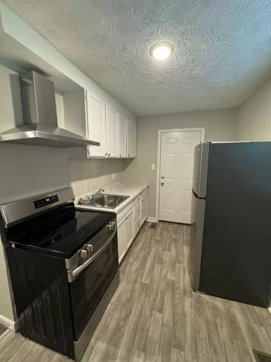 Main picture of 111 S 4th St