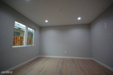 Main picture of 646 1/2 N Serrano Ave