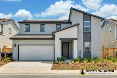 Main picture of 76599 Longbow Way