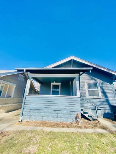 Main picture of 1624 Victor Ave