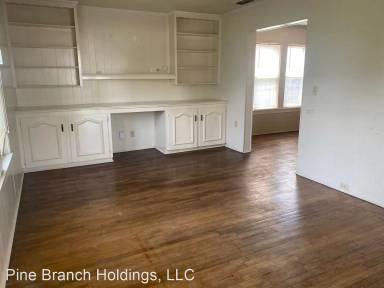 Main picture of 809 Jefferson St