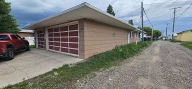 Main picture of 212 18th St S