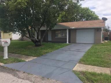 Main picture of 5906 Elkhorn Blvd