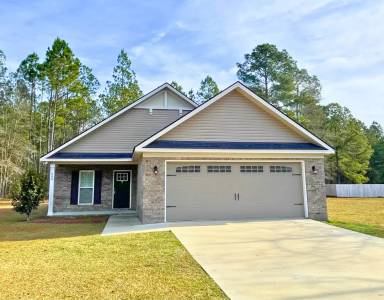 Main picture of 605 Sugar Maple Dr