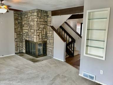 Main picture of 8981 Yukon St