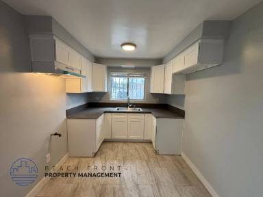 Main picture of 8633 Orchard Ave