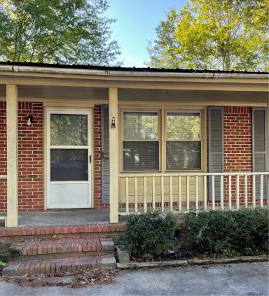 Main picture of 818 Park St