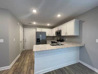 Main picture of 115 Tucker Ln