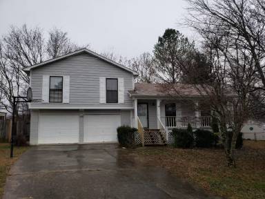 Main picture of 113 Savoy Cir NE