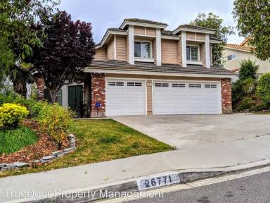 Main picture of 26771 Strafford