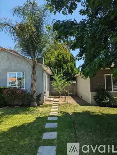 Main picture of 9948 Bevis Ave