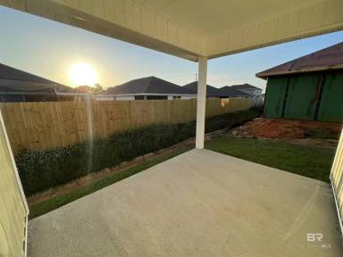 Main picture of 20651 Mercury Dr