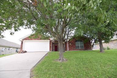 Main picture of 336 Canoe Dr