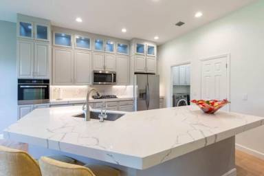 Main picture of 10429 Prato St