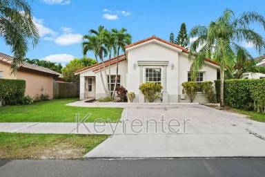 Main picture of 16476 SW 99th Ln