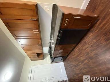 Main picture of 2045 Commonwealth Ave