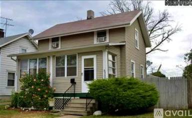 Main picture of 3235 Livingston Ave