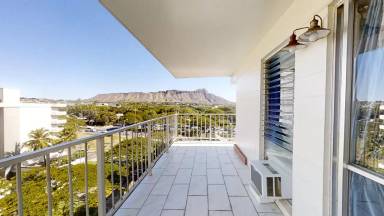 Main picture of 2575 Kuhio Ave