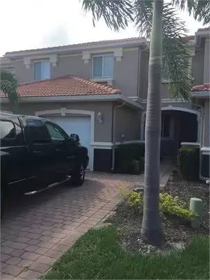 Main picture of 9554 Roundstone Cir