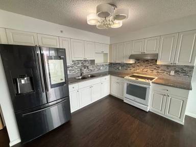 Main picture of 801 South St