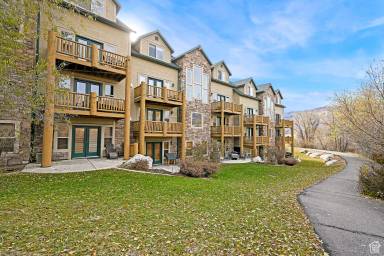 Main picture of 3521 N Fox Run