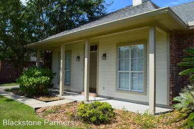 Main picture of 18574 Lake Iris Ave