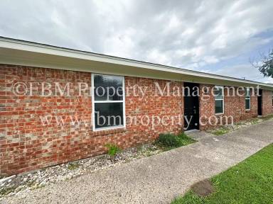Main picture of 3222 W 8th Ave