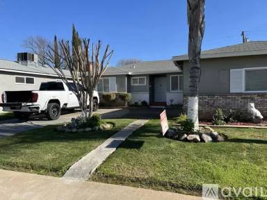 Main picture of 2700 7th Ave